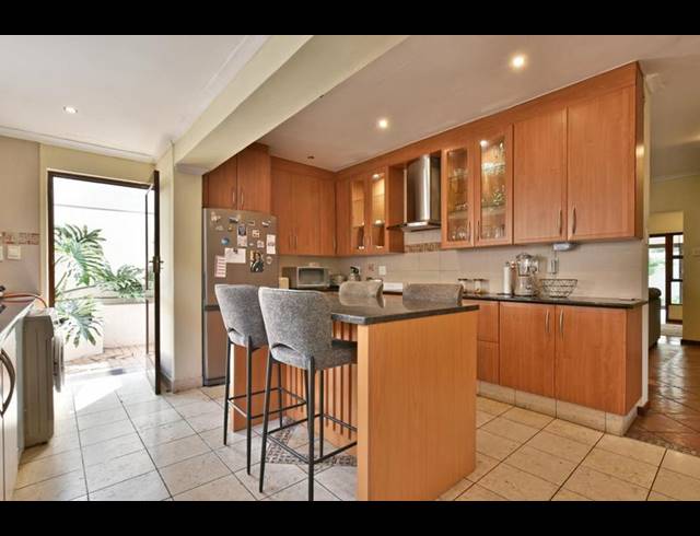 4 BEDROOM CLUSTER FOR SALE IN MORNINGSIDE